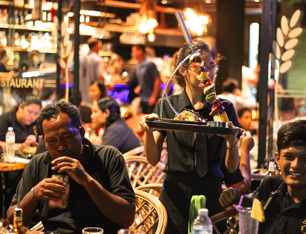 Little Paris Phuket Lejlighed Eksteriør billede